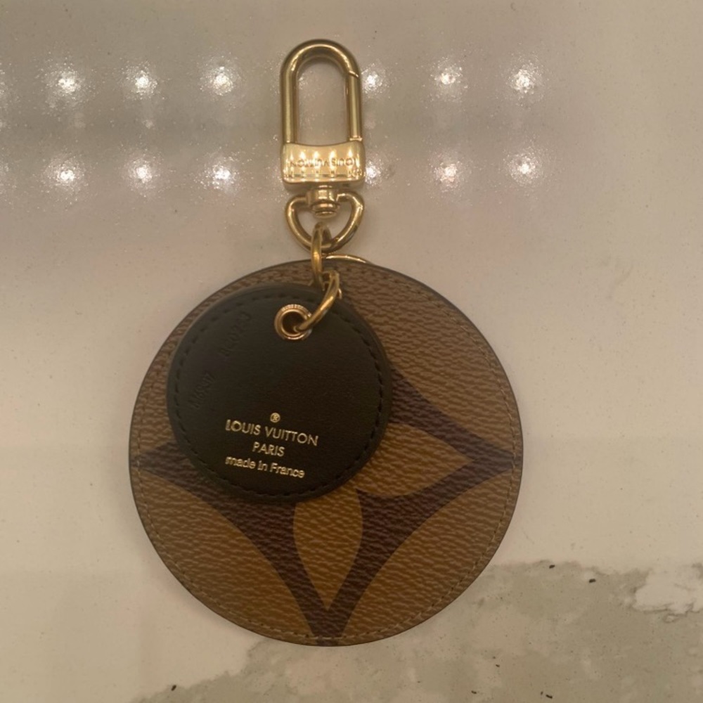 Keychain - Picture 2 of 4